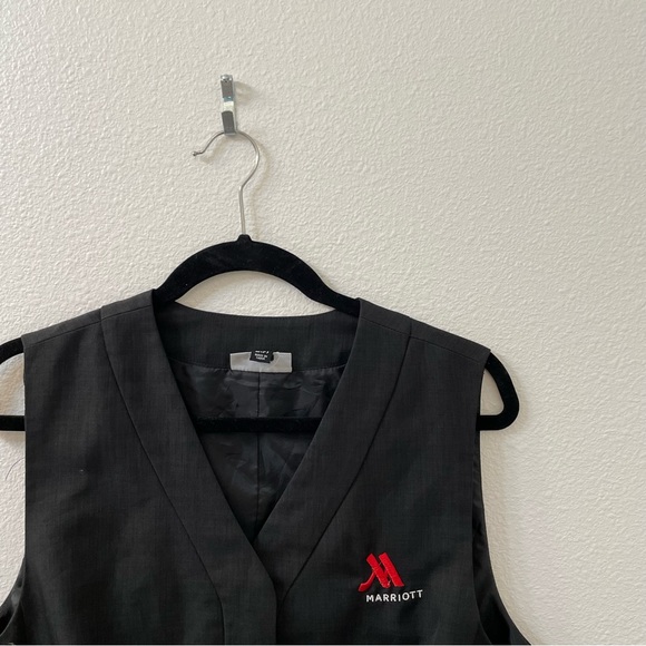 Cintas Marriott best black medium - Picture 2 of 4